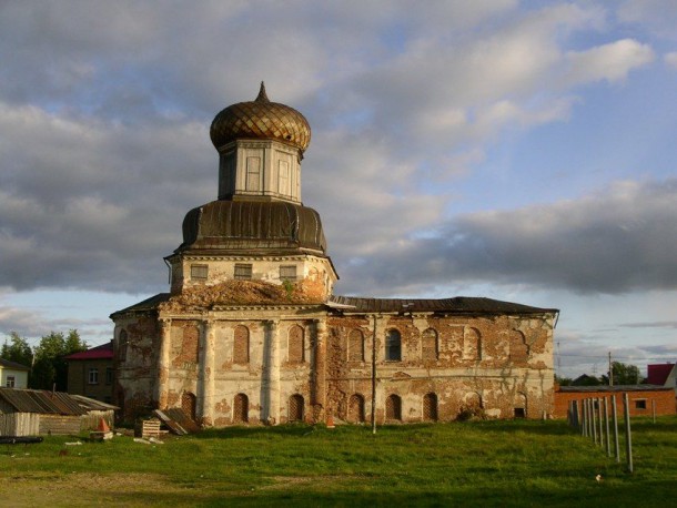 В Ижме взялись восстановить Храм Преображения Господня 1828 года постройки